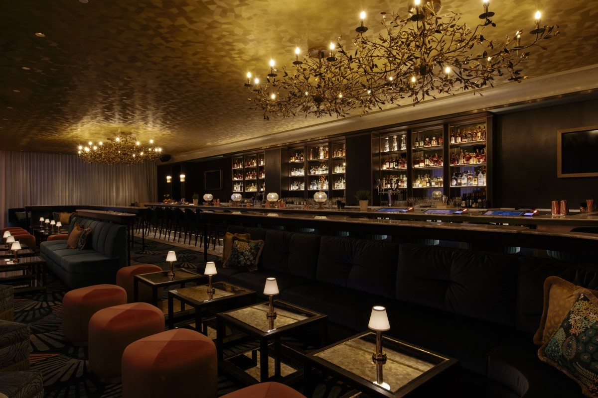 The most beautiful cocktail lounge in Las Vegas is Vanderpump á Paris., Vegas